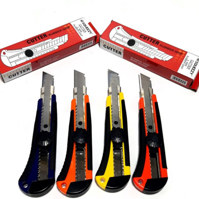

Harga Grosir ( 1 Dus /12 pcs) Pisau Cutter Besar SQUEEZY L-500 RUBBER GRIP CK-SQ2087