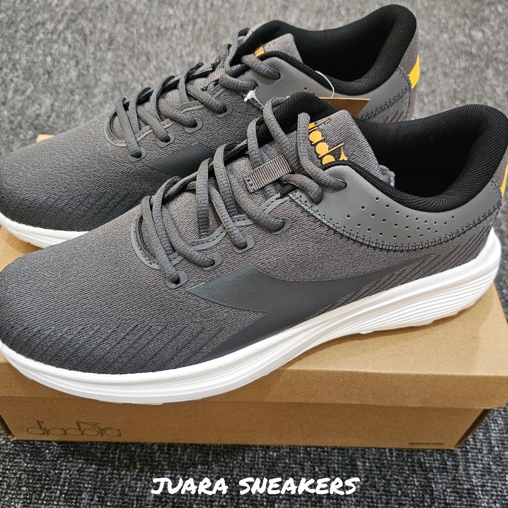 Sepatu Running Pria Diadora Nevan Grey Original BNIB