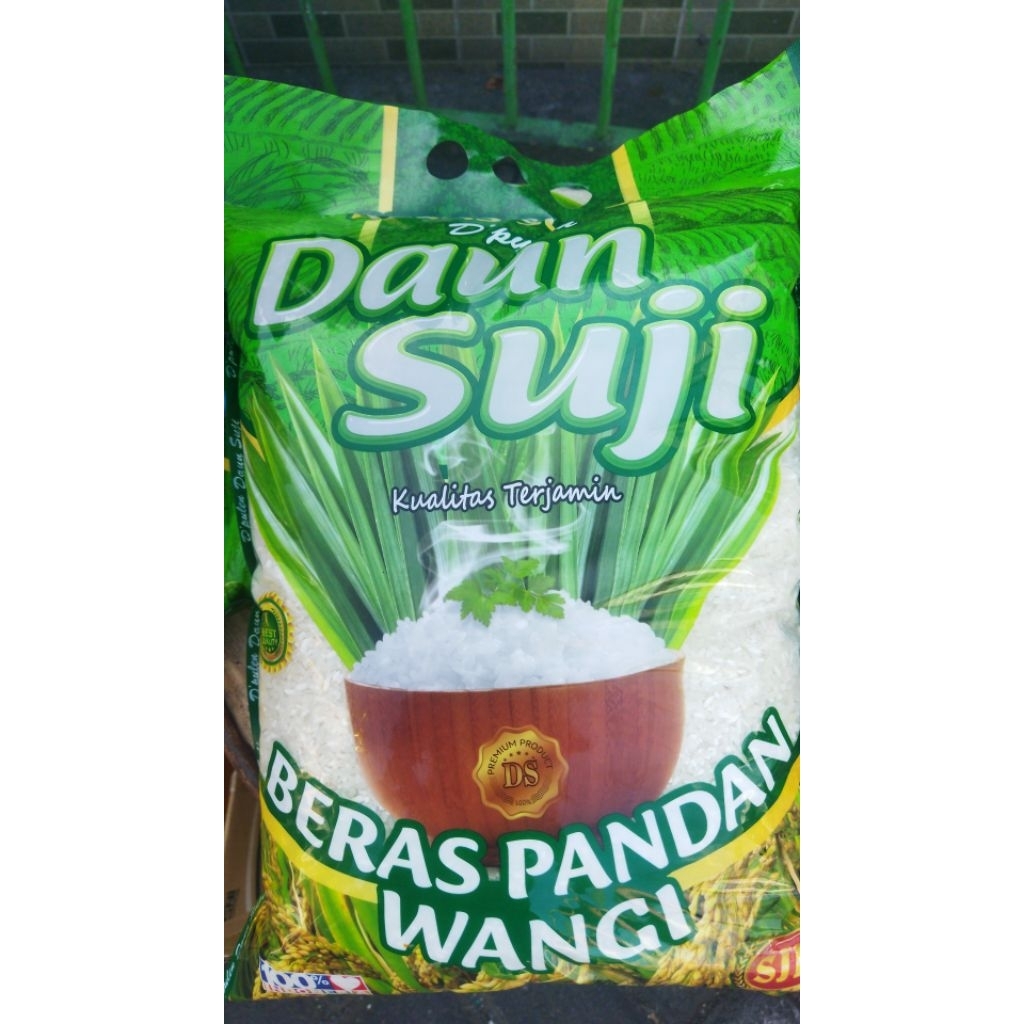 

Beras daun suji 5 kg