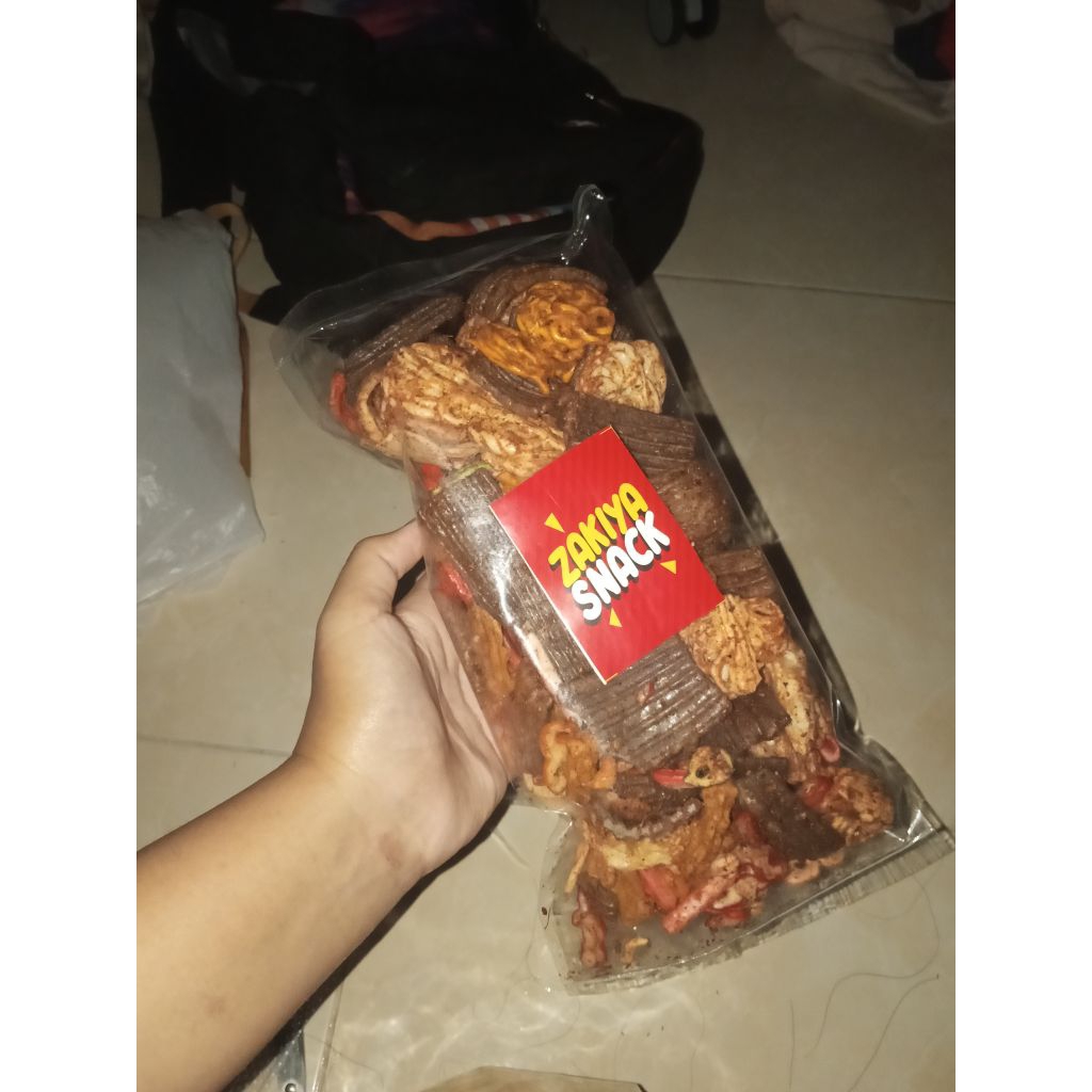

KRUPUK SEBLAK MIX BANYAK DICARI,ENAK PREMIUM MURAH PEDAS