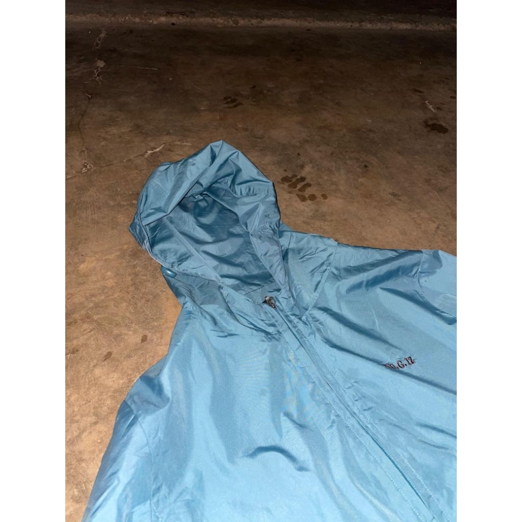 JAKET WINBREAKER, UGIZ