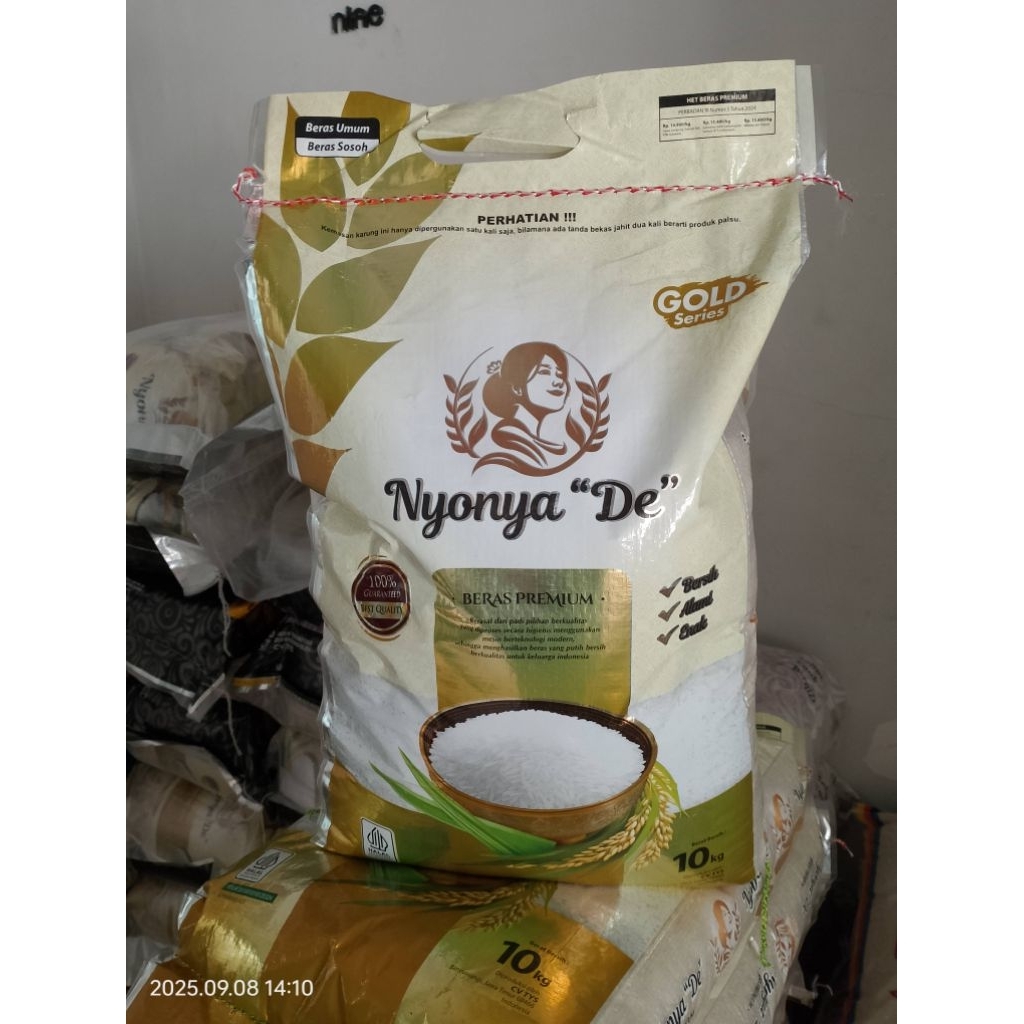 

Beras Nyonya "De" Gold 10kg