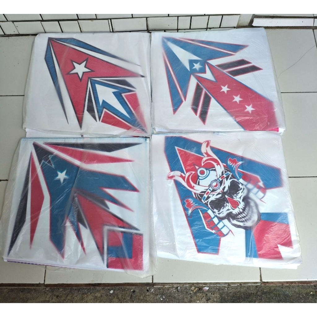 Kertas Bahan Semi Minyak Warna Biru Untuk Layangan 1 Paket Berisi 100 Lembar Dengan 2 Motif Sablon B