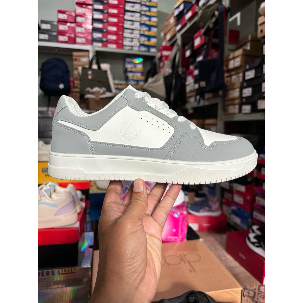 Sepatu airwalk carlos casual white/lt grey