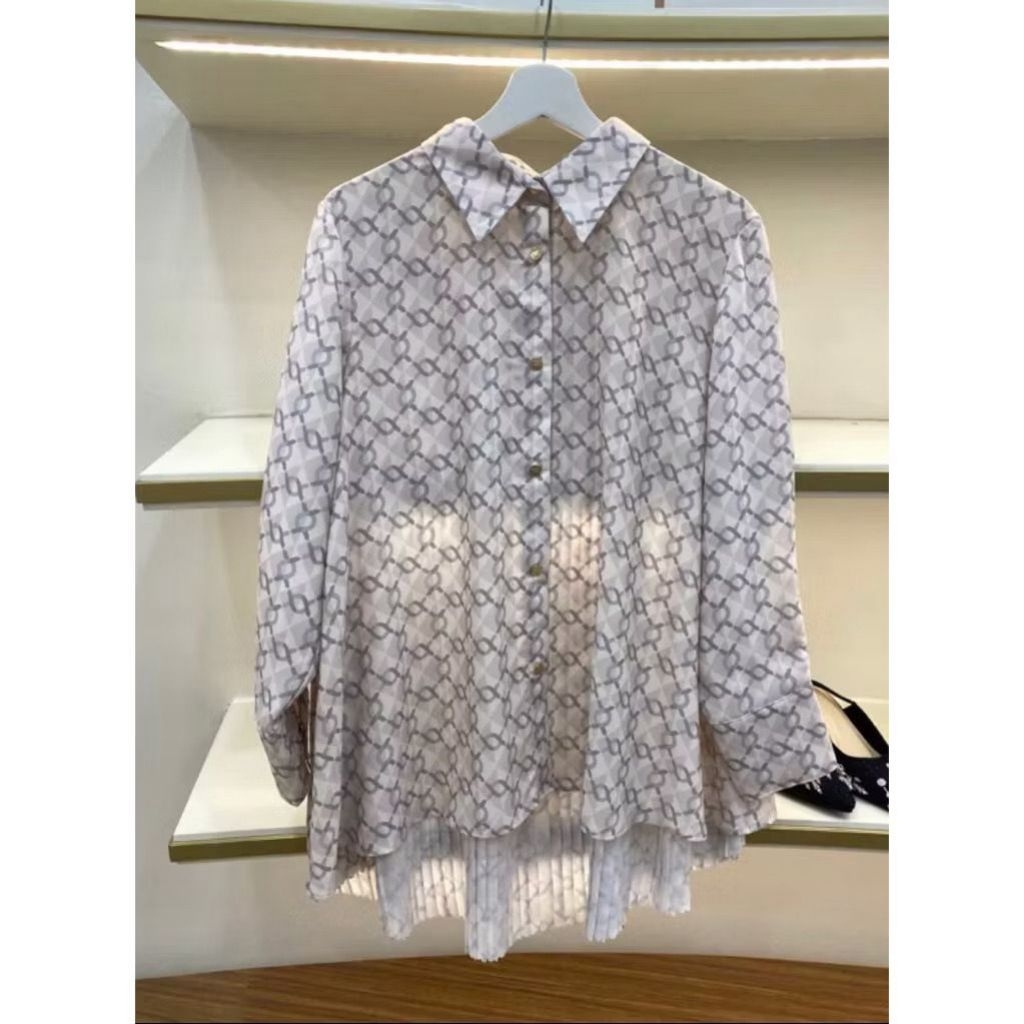 new monogram wearing klamby pleated