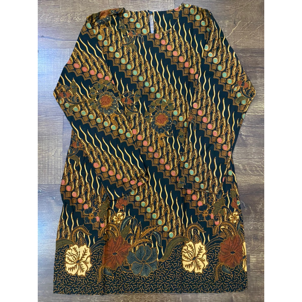 Preloved Tunik Batik Wanita (hitam motif redup)