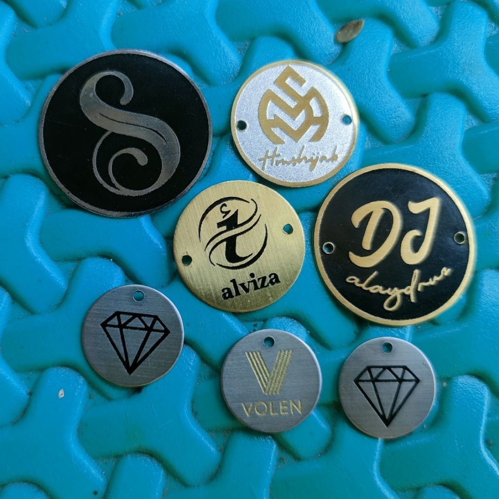 

label hijab plat besi premium