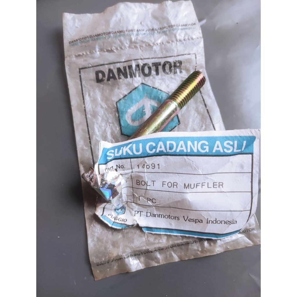 Baut knalpot Ori Vespa