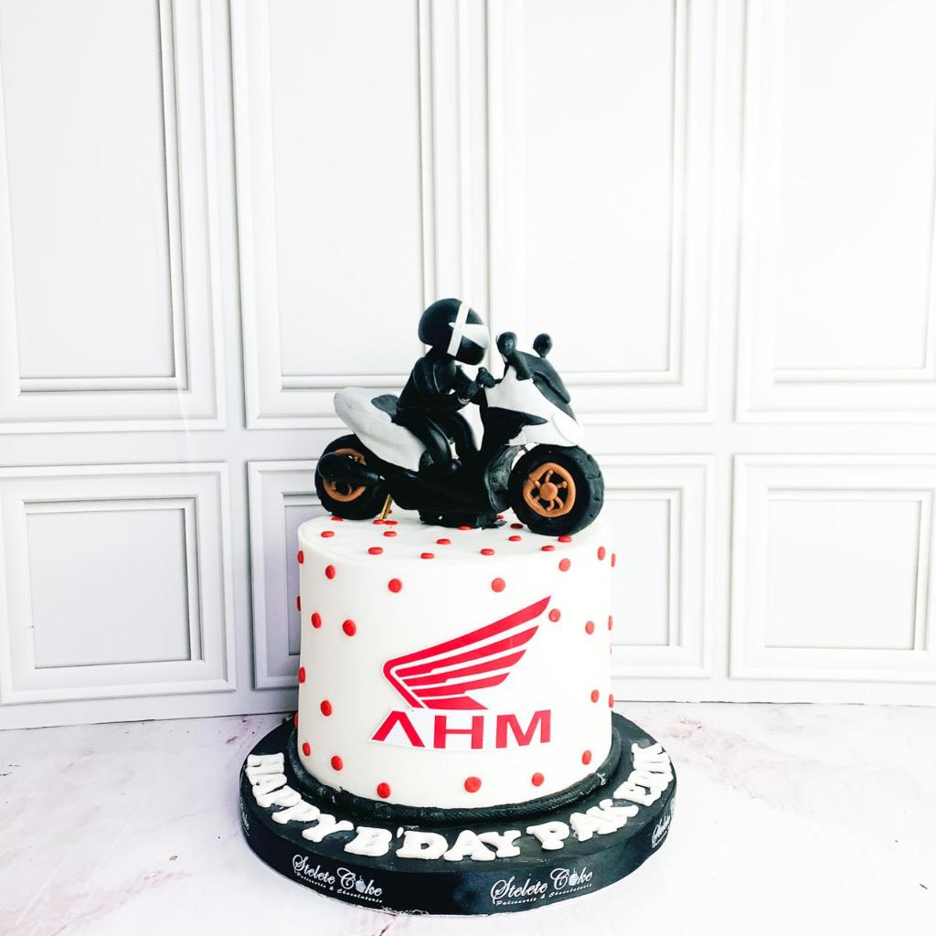 

Kue Ulang Tahun/Birthday Cake/Kue Ultah Tema Motor/Motor Cake/Kue Birthday Cake Jakarta