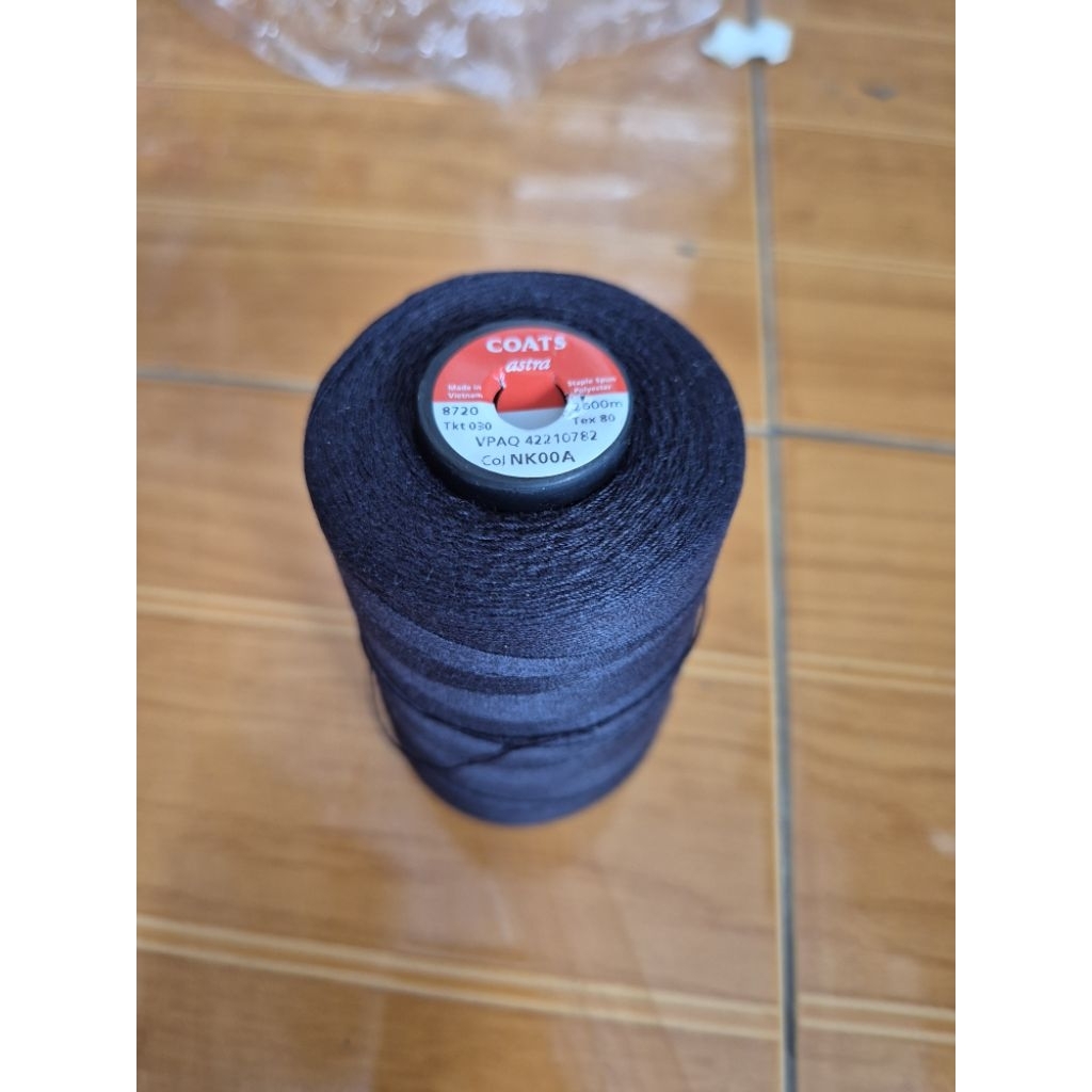 benang jahit coats astra katun 20/3 atau spun polyester tkt 030 panjang 2000m benang jeans benang ce