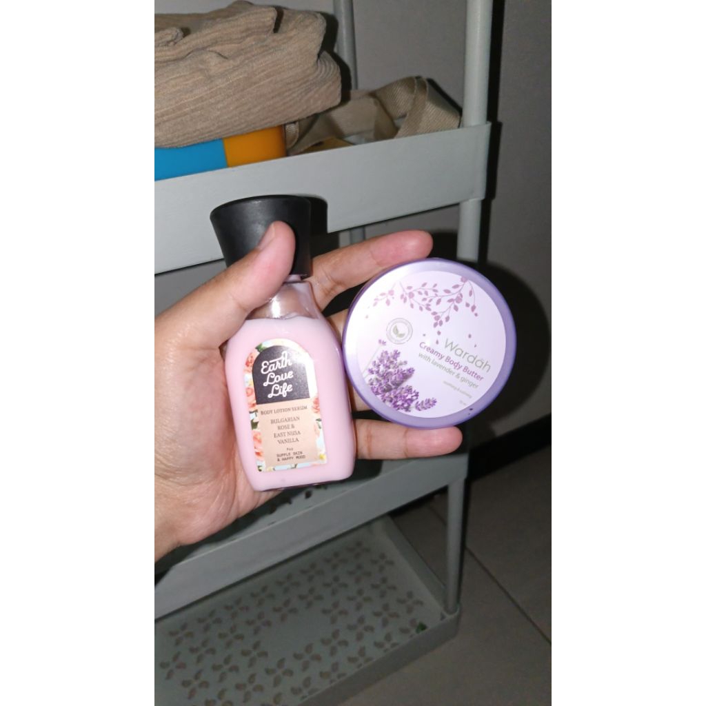 PRELOVED BUNDLING BODY LOTION MINI + WARDAH BODY BUTTER