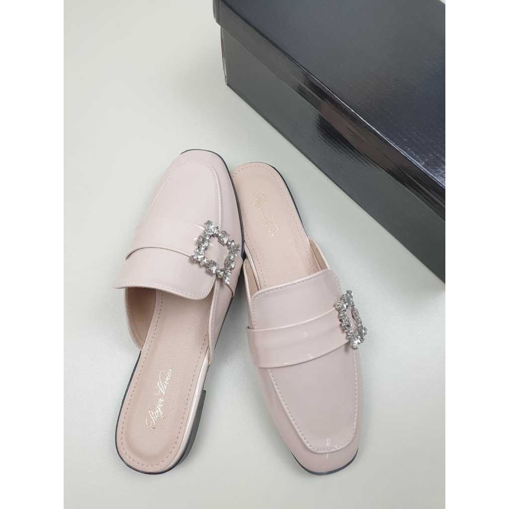 Sepatu slop wanitaRoger Vivier YC-2023-27 Mini Broche Vivier Buckle Mules in Patent Leather