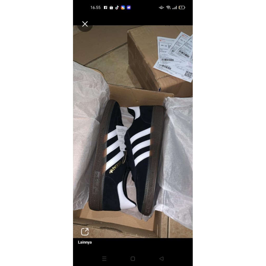 Adidas spezial black white