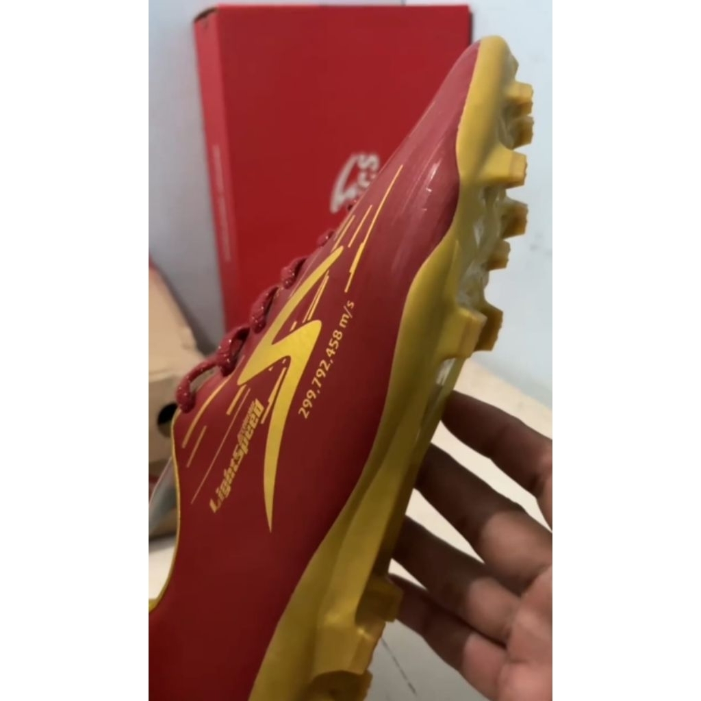 SPECS REBORN RED MAROON FG