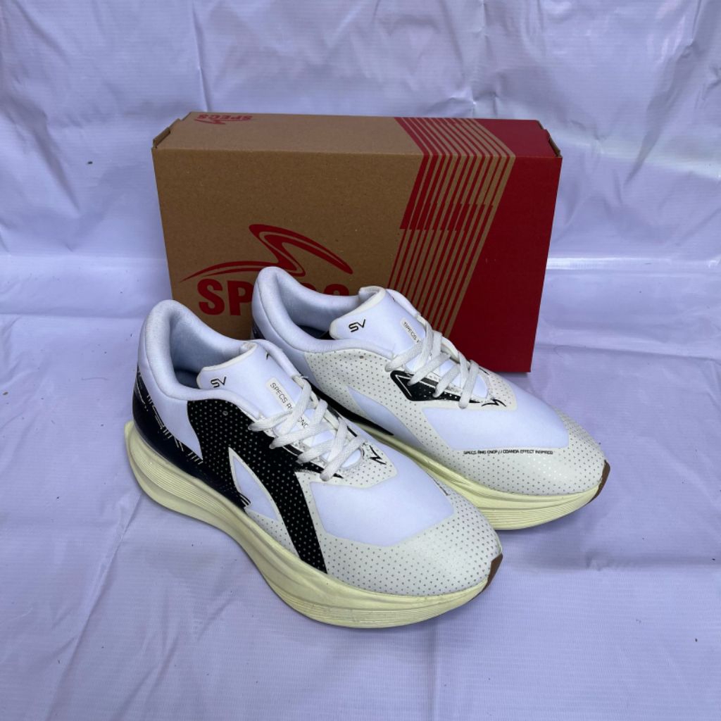Sepatu SPECS RUNNING Putih Hitam Pria Wanita Unisex Design Sporty Grade Original