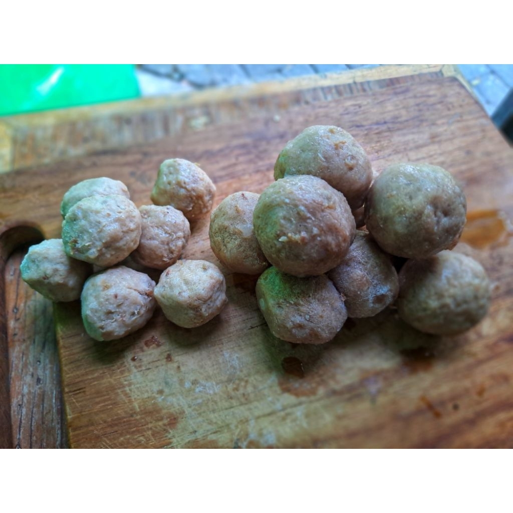 

Bakso daging sapi 354 Frozen halal kemasan 500gr