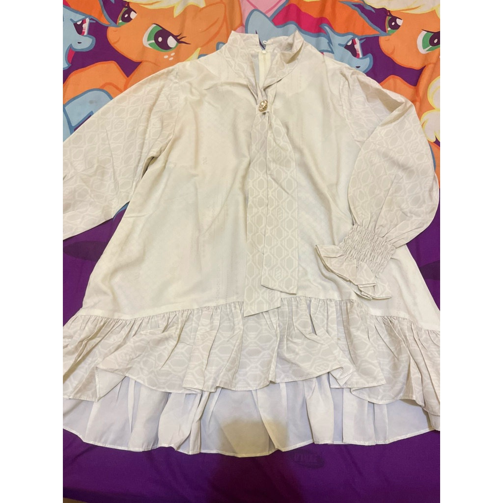 preloved atasan blouse pita