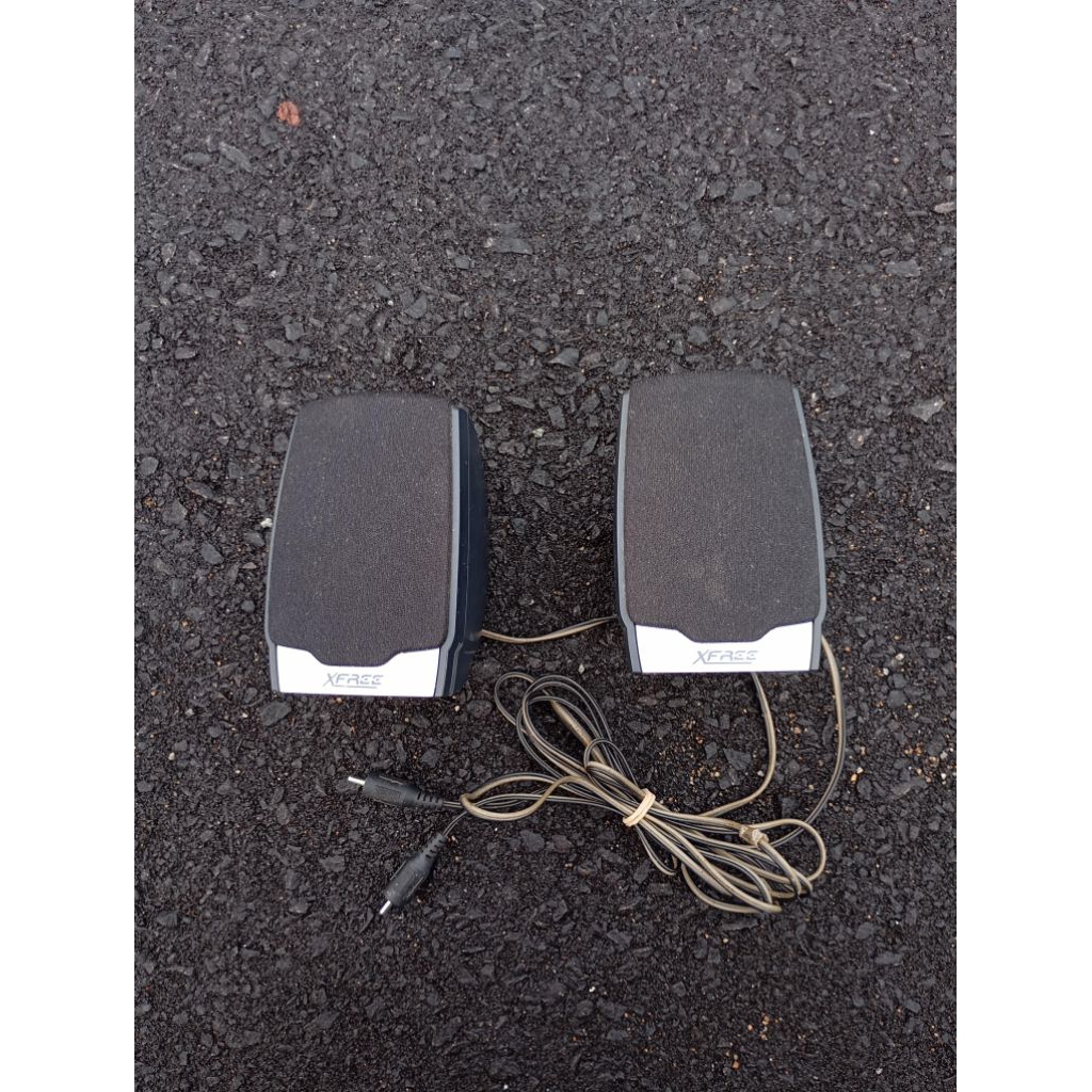 speaker Xfree komputer BELUM COBA