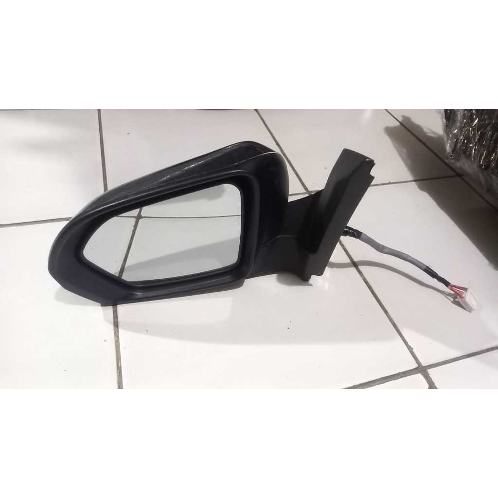 Spion Toyota Agya 2022 - 2024 Kiri