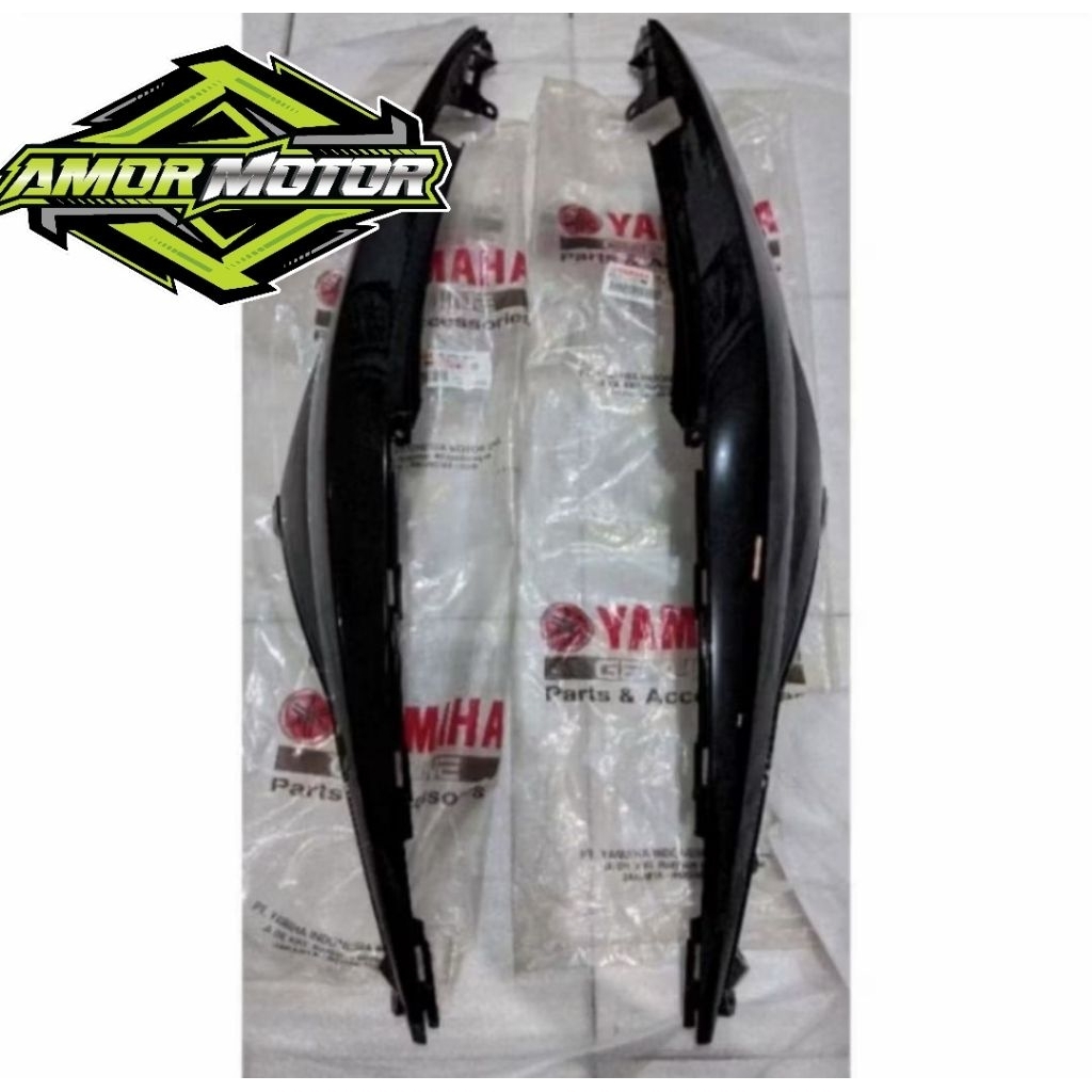 Cover body samping kanan kiri xeon karbu xeon RC xeon gt 125 asli