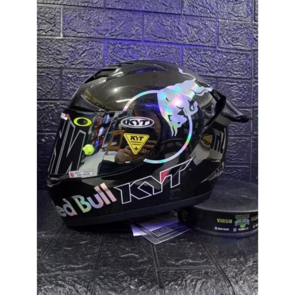 KYT R10 SOLID BLACK GLOSSY PAKET GANTENG RED BULL, M