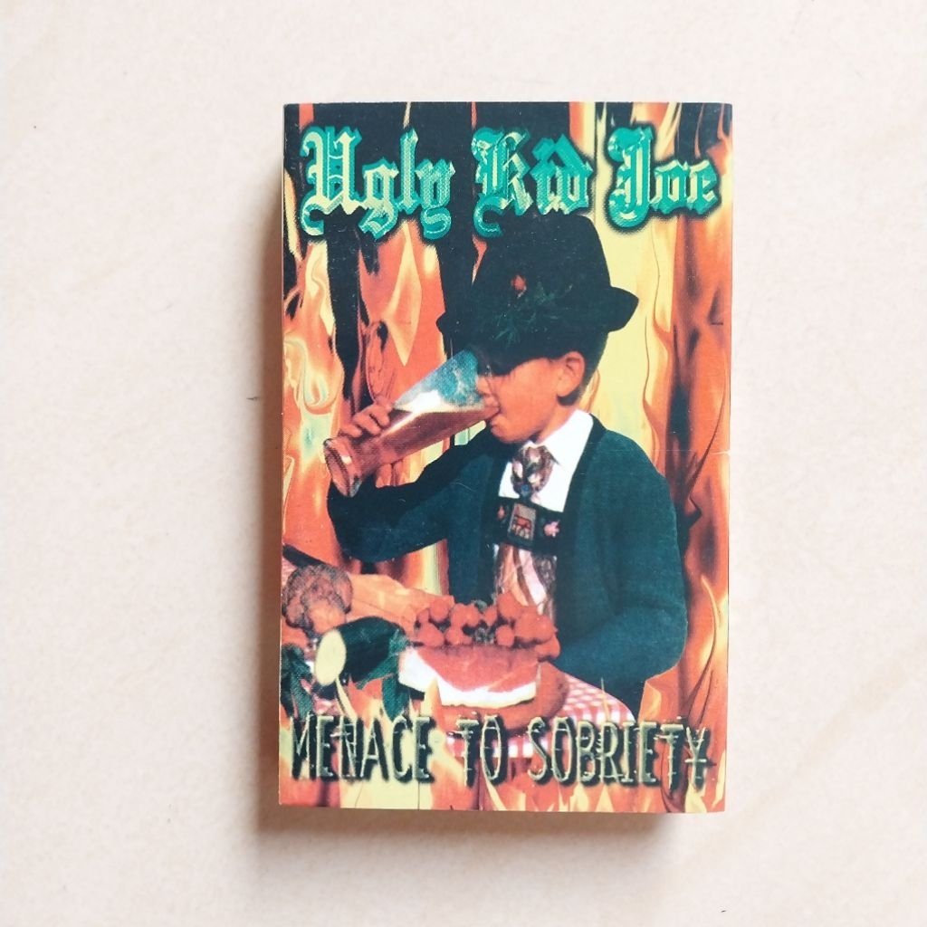 KASET UGLY KID JOE ALBUM MENACE TO SOBRIETY