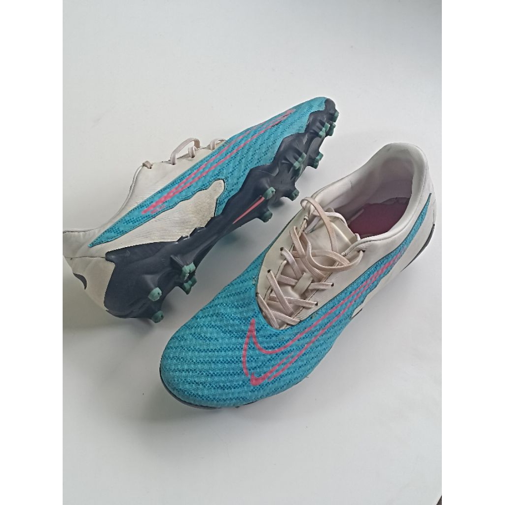 Sepatu Phantom GX FxG