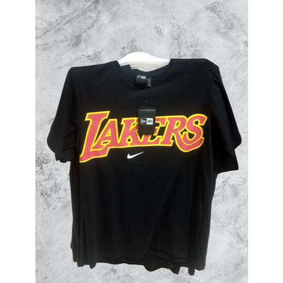 KAOS OBLONG LAKERS NEW ERA BIG LOGO