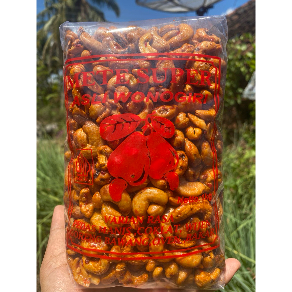 

Kacang mete mede pedas daun jeruk 1kg Mede Mateng kacang mete wonogiri