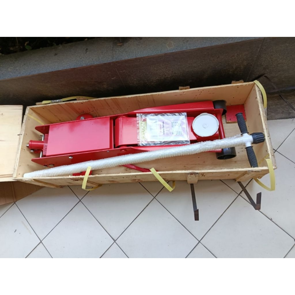 Dongkrak buaya 3 ton long nagasaki