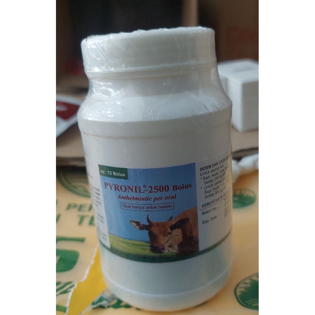 PYRONIL-2500 BOLUS (Obat cacing Oral untuk hewan)
