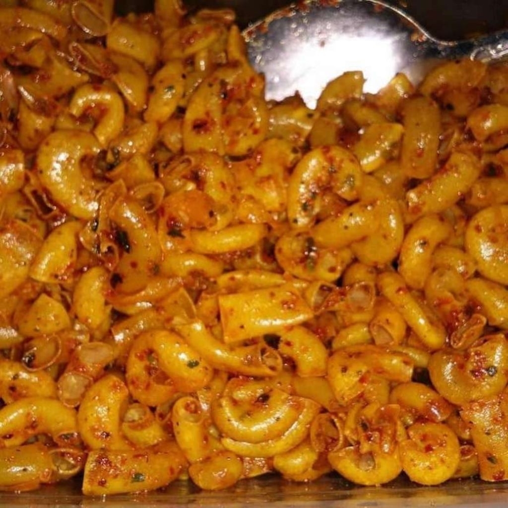 

makroni cikruh pedas daun jeruk bumbu melimpah/original daun jeruk 250gr