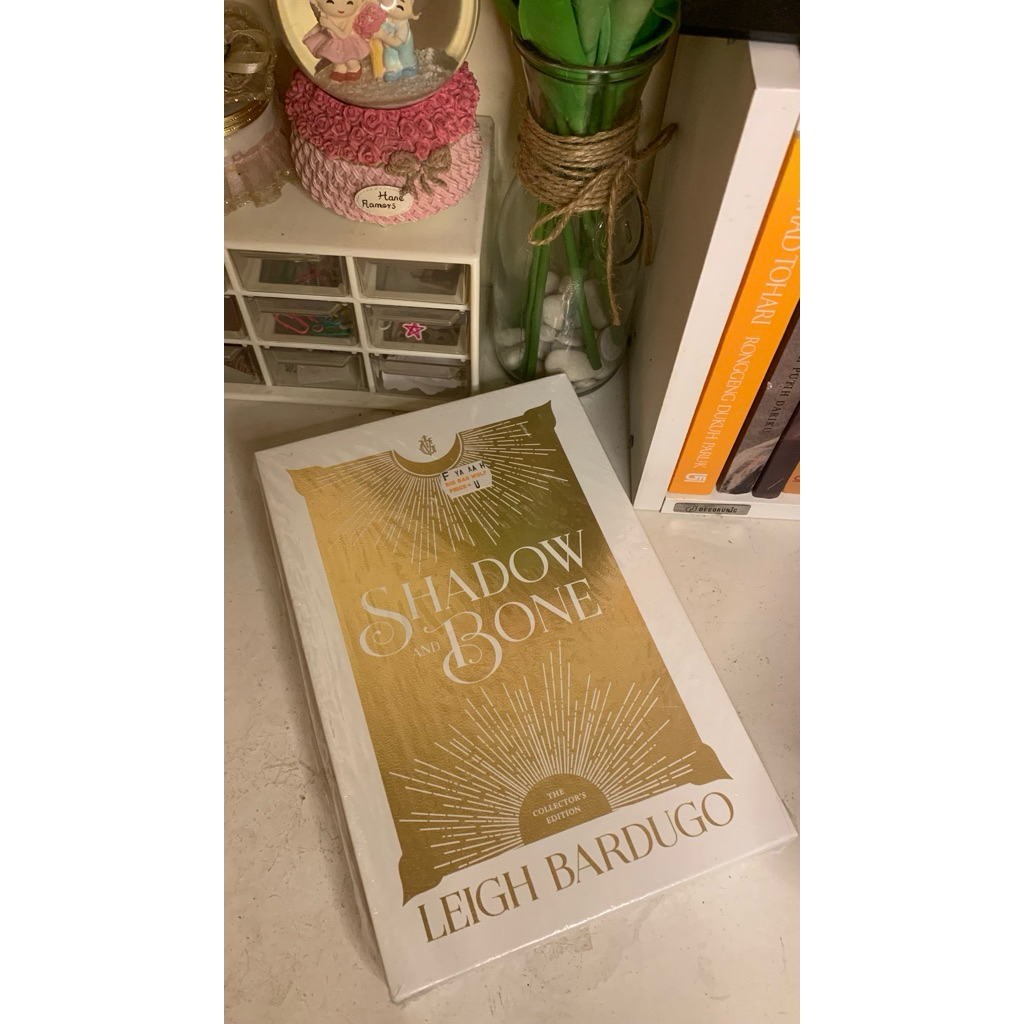 shadow and bone [collectors edition]