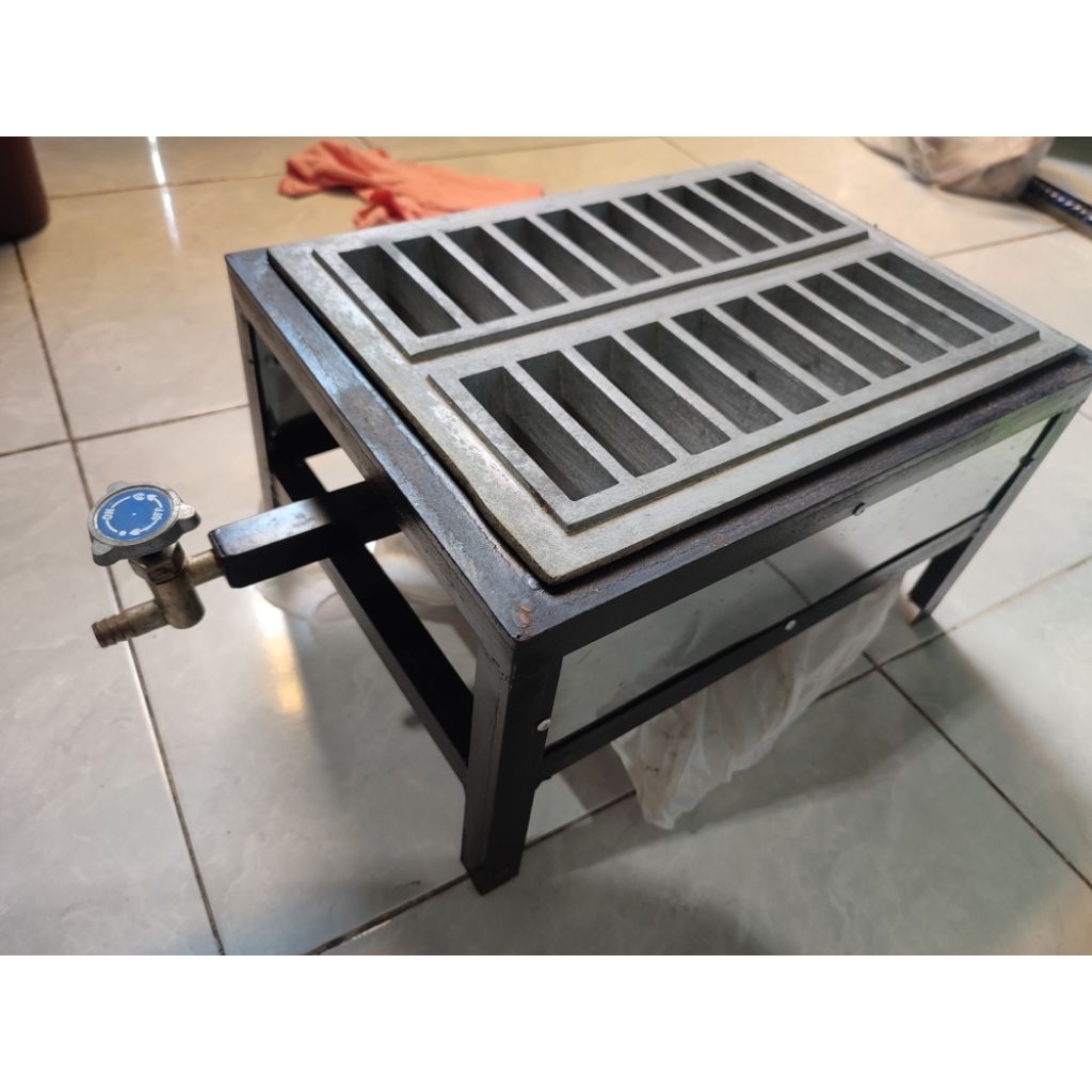 Kompor pukis dan cetakan pukis LKS 7