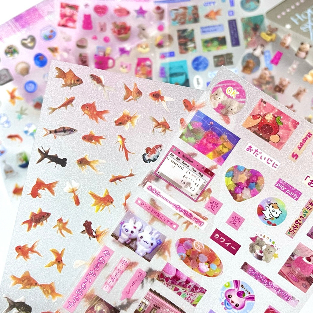 

Fish Heisei Retro Jumino Core Glitter Sticker || Ikan Sushi Pudding Ice Cream Cake Soda Sweet Dessert Stiker Deco Aesthetic Journal Scrapbook Japanese Jepang Korean Korea Style PET Buzzz Object no