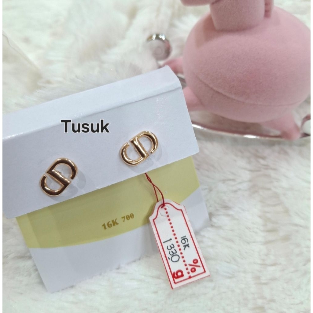 Anting emas 70 CD tusuk