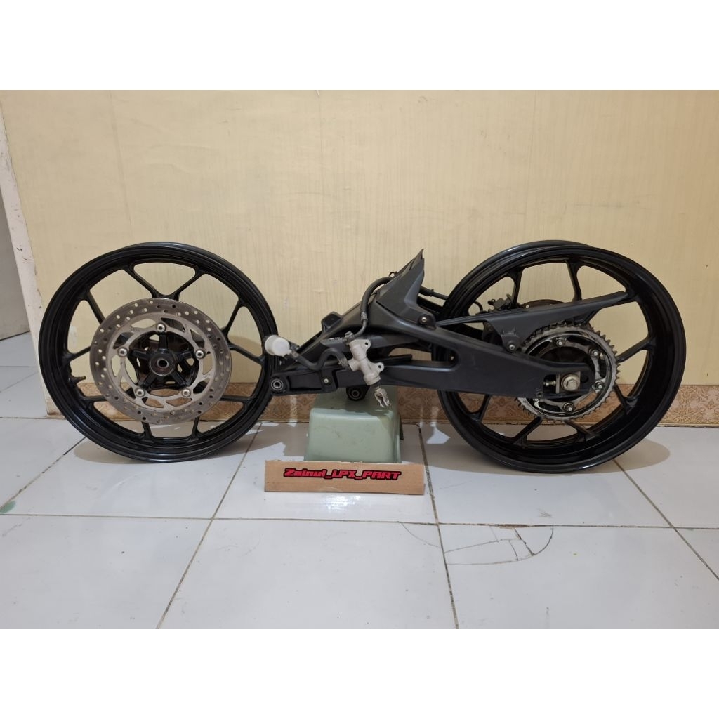 PAKET ARM MT15 DAN VELG MT15 PNP ALL VIXION DAN XABRE