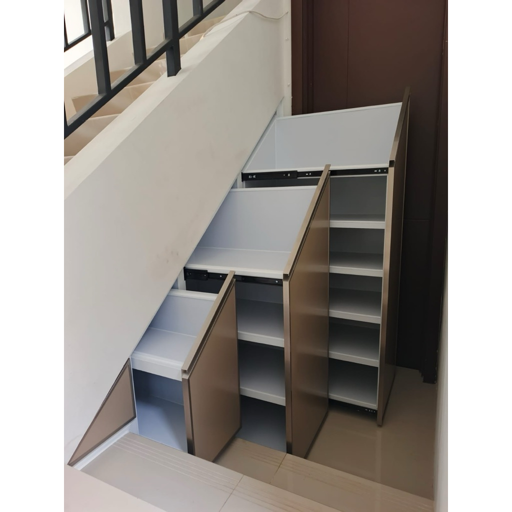 Rak bawah tangga aluminium