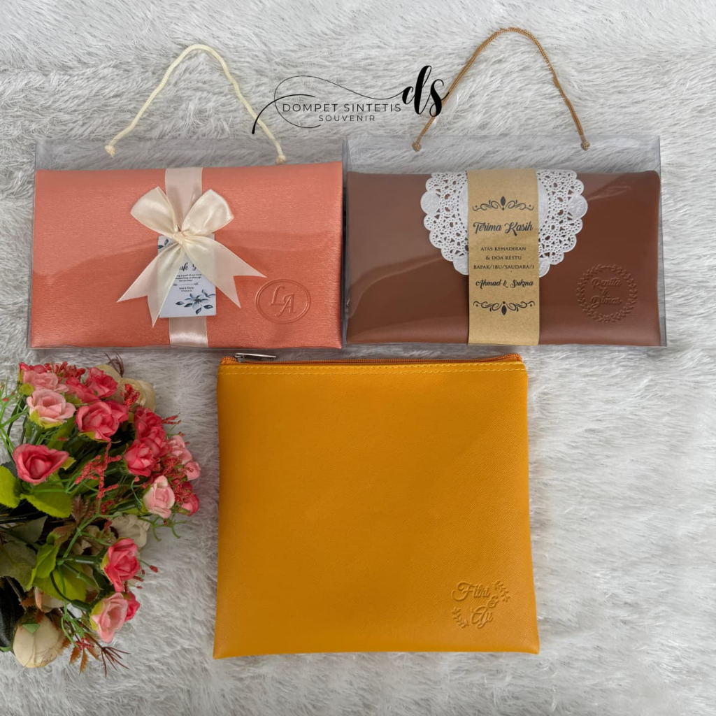 Souvenir Pouch Back Handle Packing Box Mika Wedding Custom Emboss Unik Pesta Pernikahan