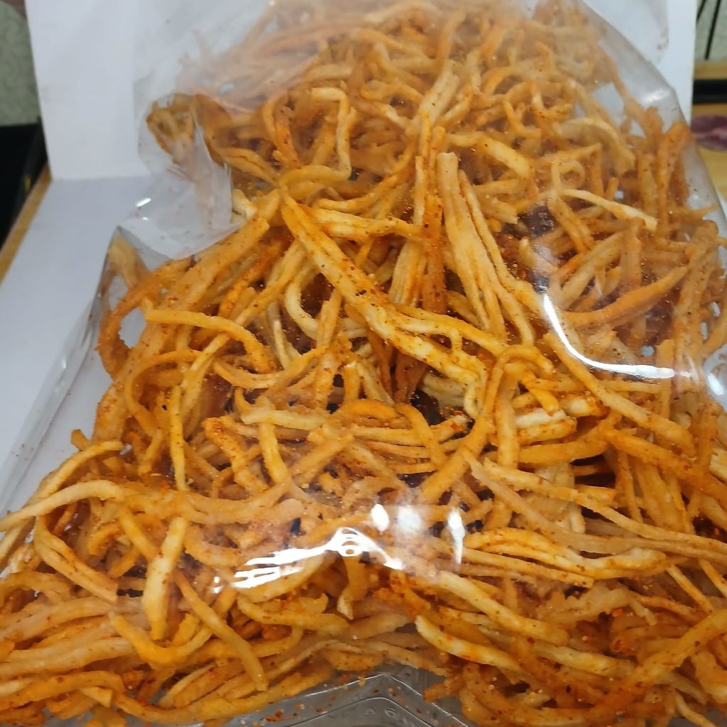

sistik super pedas mie kering renyah lezat dan gurih 500gram