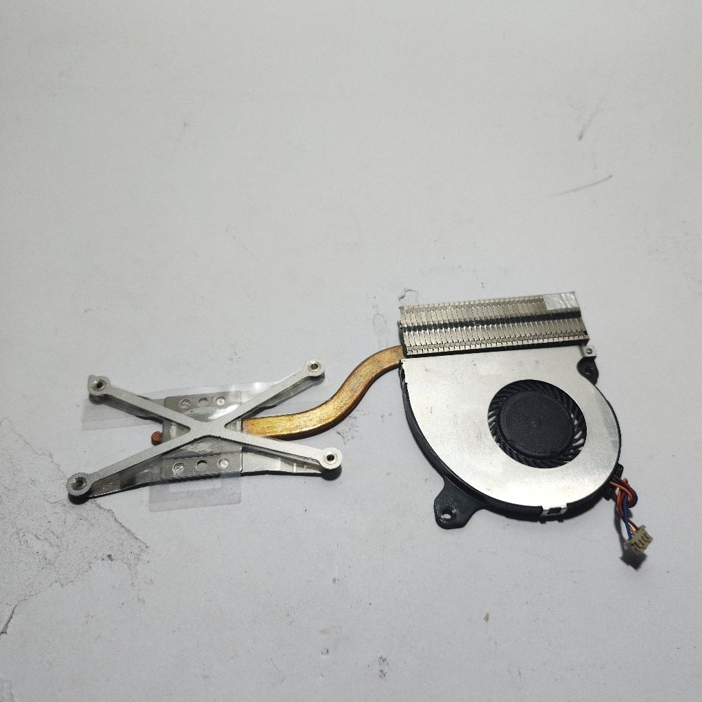 Heatsink Fan Kipas Pendingin Laptop Fujitsu Lifebook U938 U939 U9310