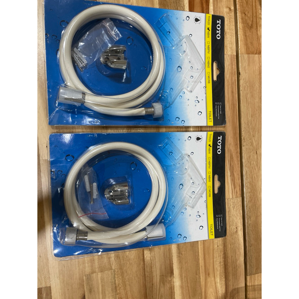 TOTO Slang Jet Shower / Bidet Closet