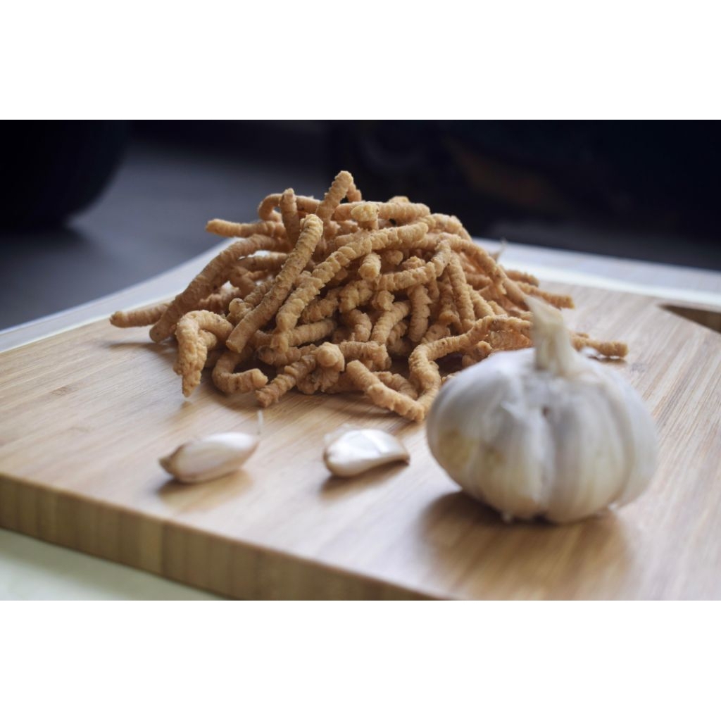 

Akar Kelapa Rasa Mix 500gr ( Ori 250gr & Wijen 250gr )