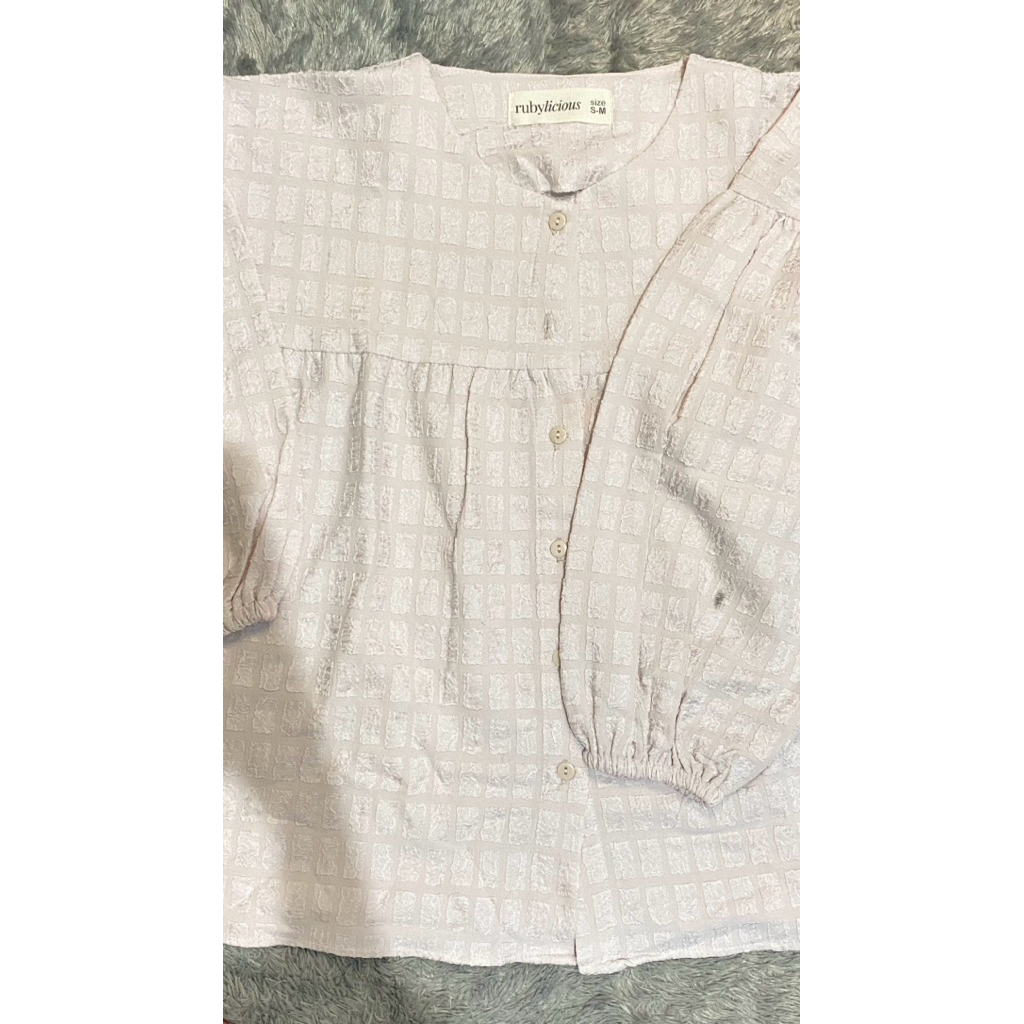 blouse soft pink