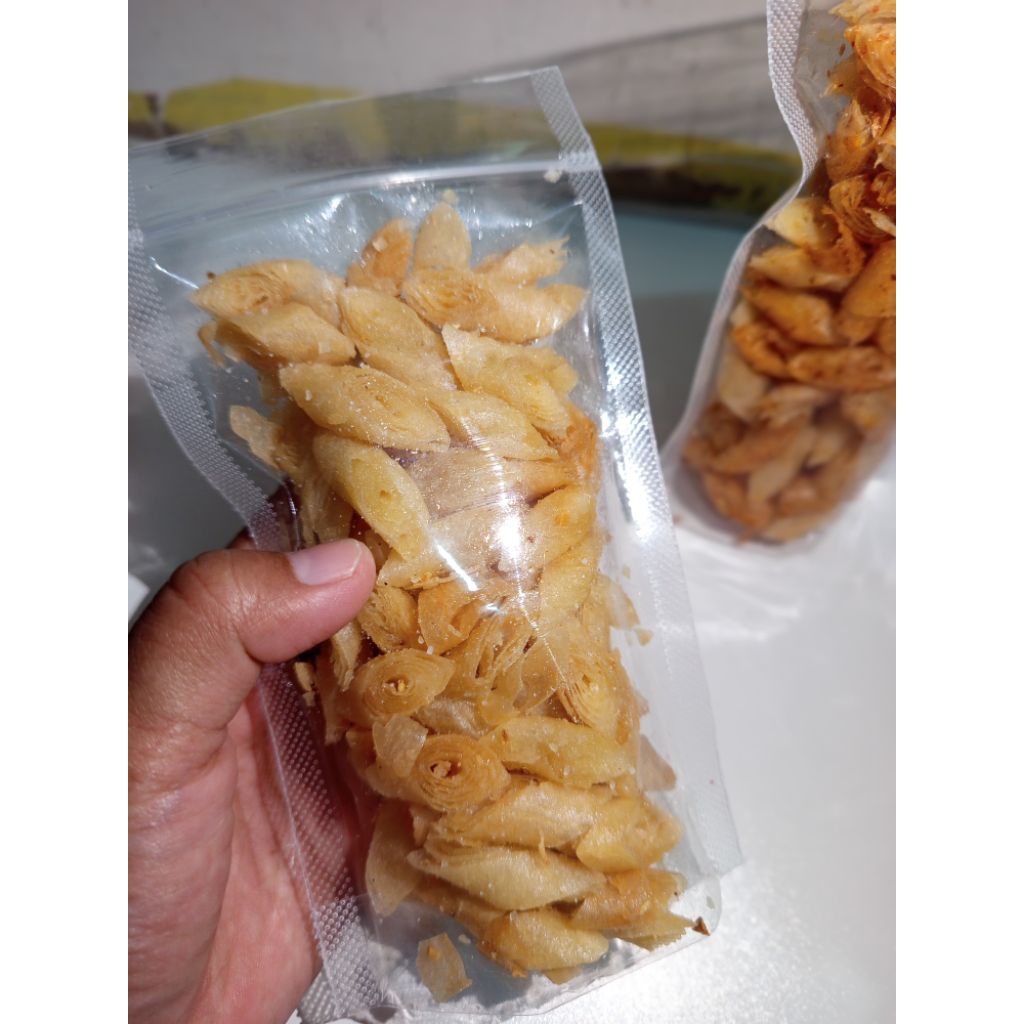 

Keripik Kulit Lumpia