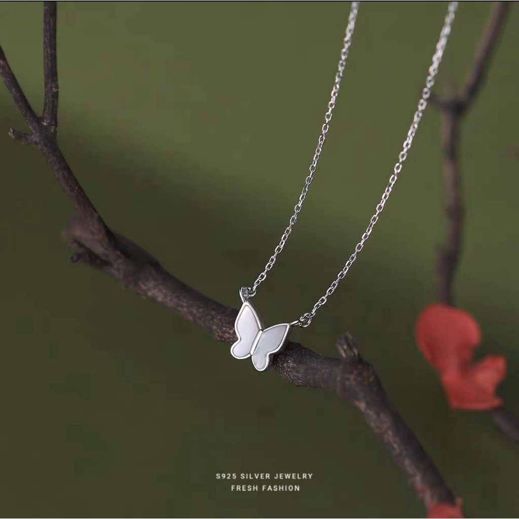 Kalung Titanium Wanita Anti Karat Asli / Kalung Motif Kupu-Kupu / Kalung Titanium 100% ori