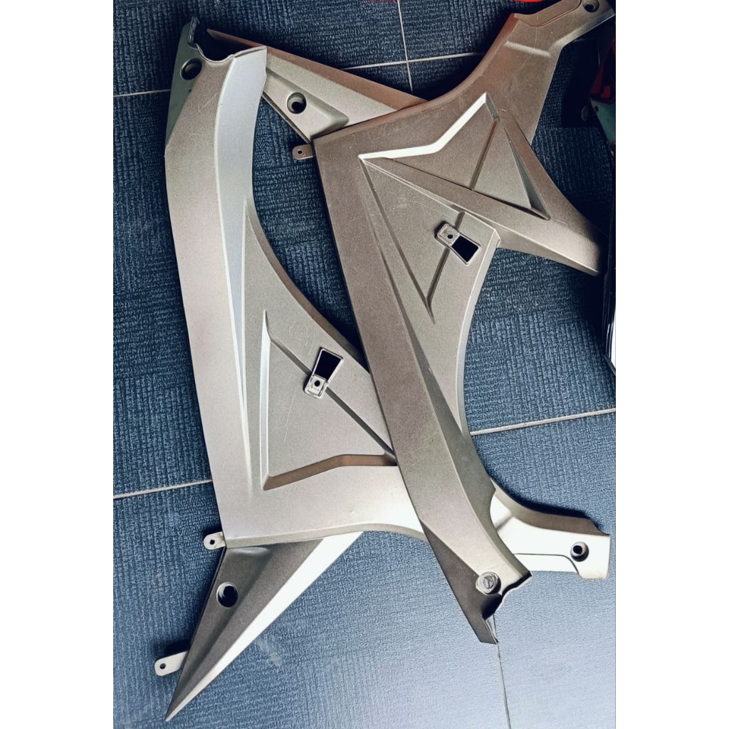 Cover Rangka GSX-R Mulus Kanan Kiri