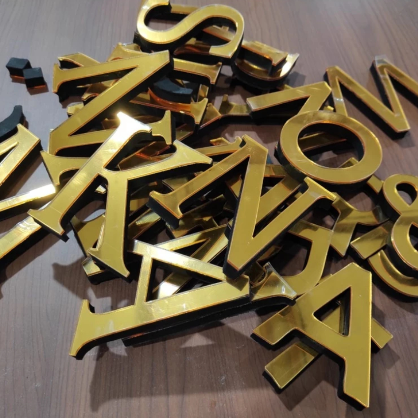 Cutting Huruf Spons Akrilik Warna Silver Gold