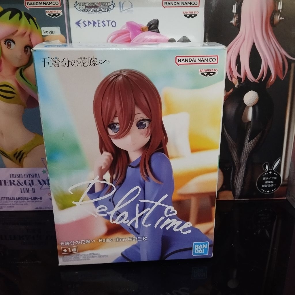 figure RELAXTIME MIKU NAKANO by Bandai spirit