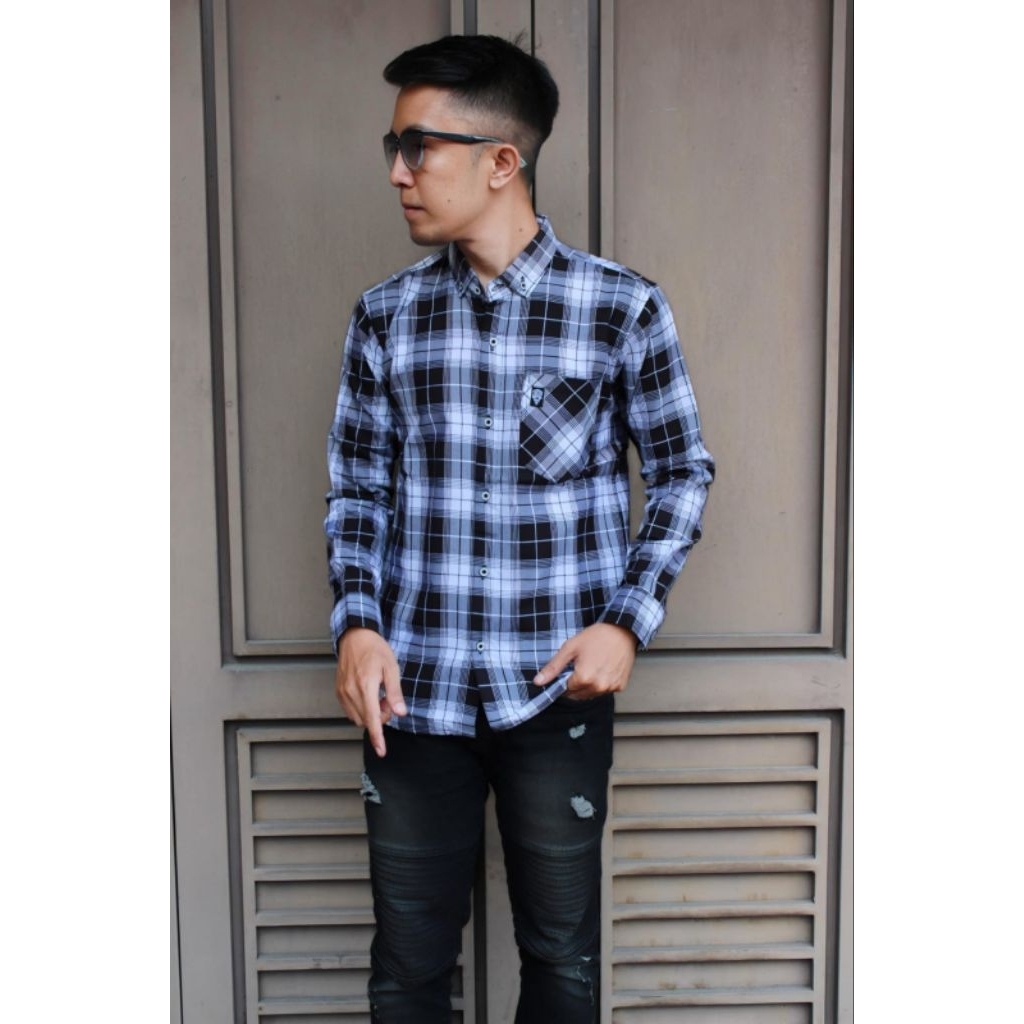 Kemeja Akrilik Byones Lineship Panjang Kotak Kotak Size M L Xl